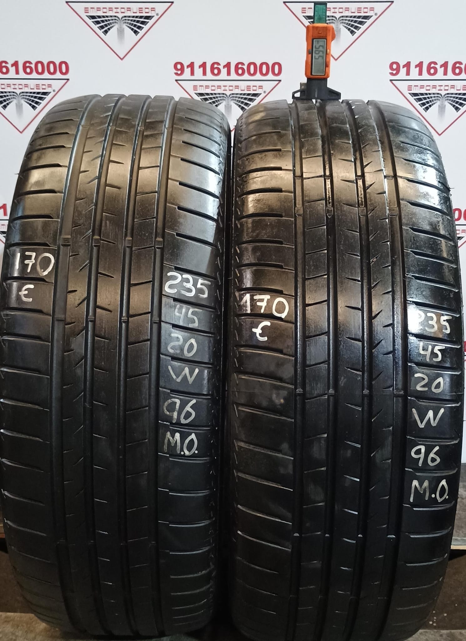 BRIDGESTONE  USADO  235/45 R20 96 W